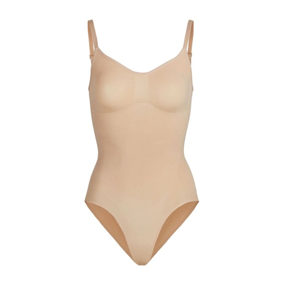 SKIMS Other - SKIMS Nude Cream Seamless Sculpting Shapewear Bodysuit Size XXS/XS